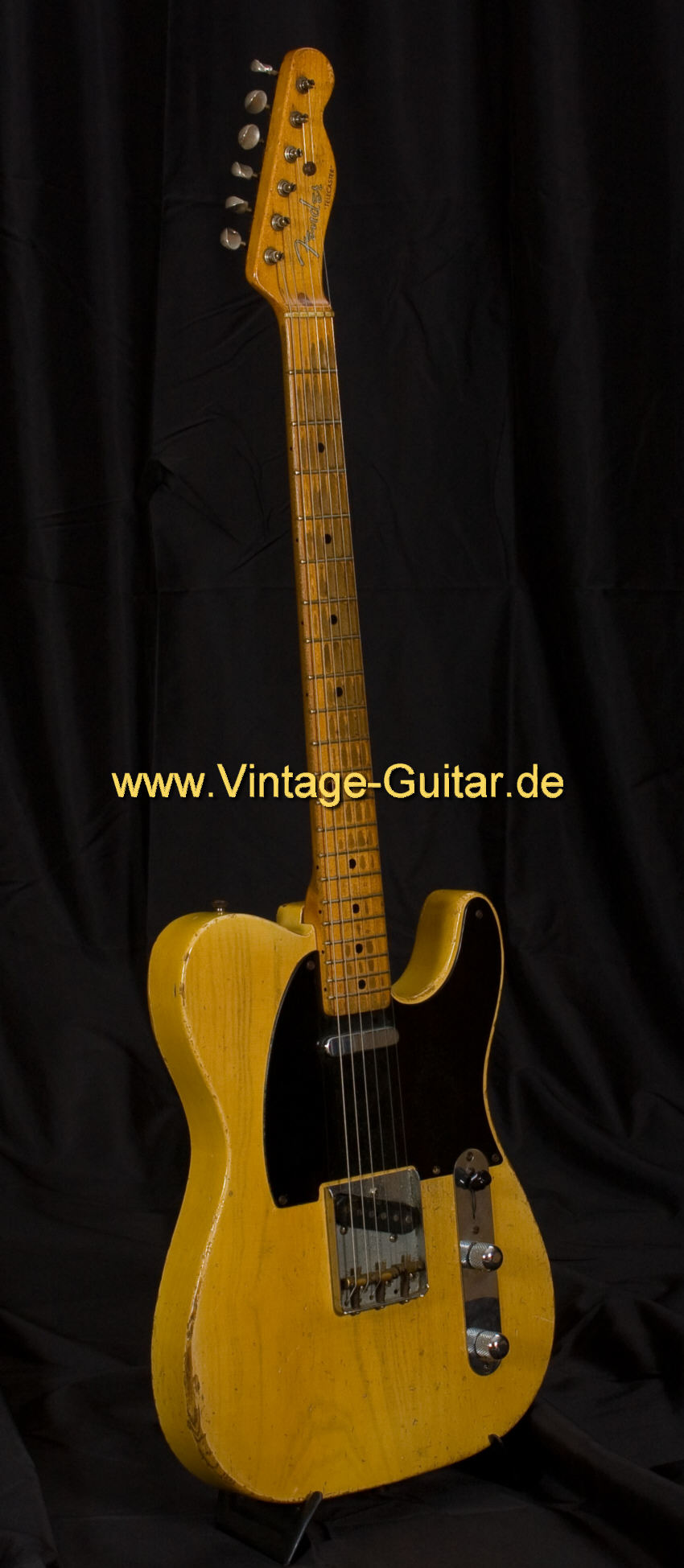 Fender Telecaster 1953 b.jpg